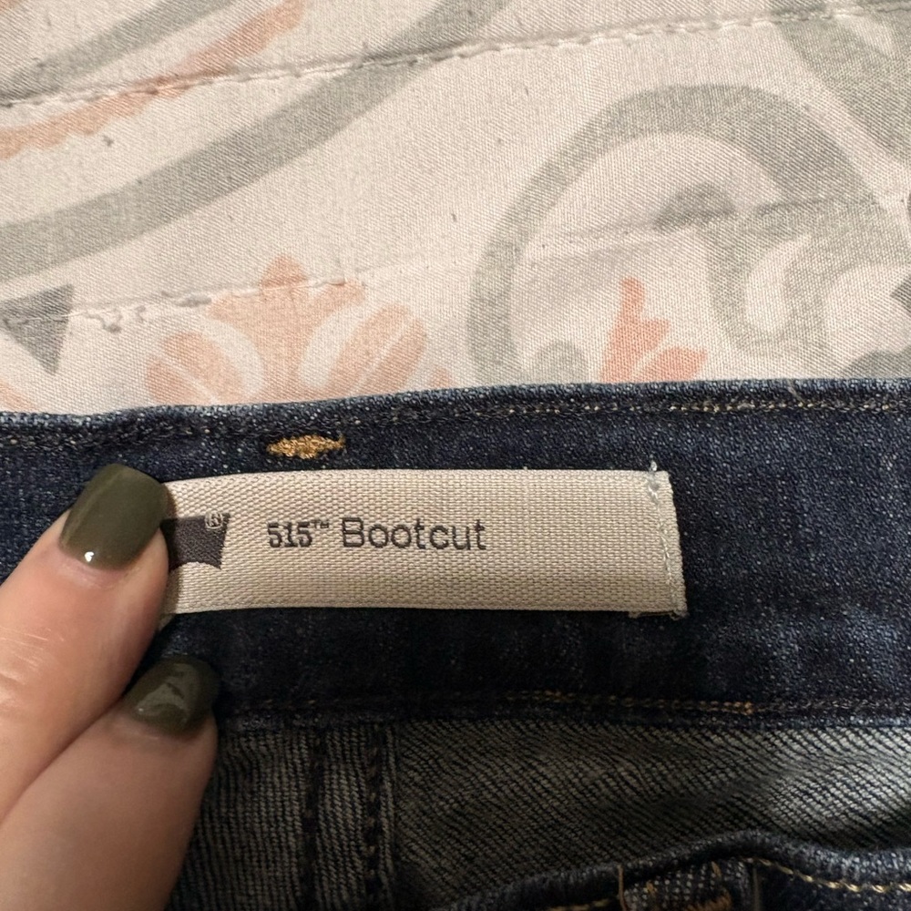 Levi's Women's Dark 515 Blue Boot Cut Jeans 30x30 - Picture 3 of 5